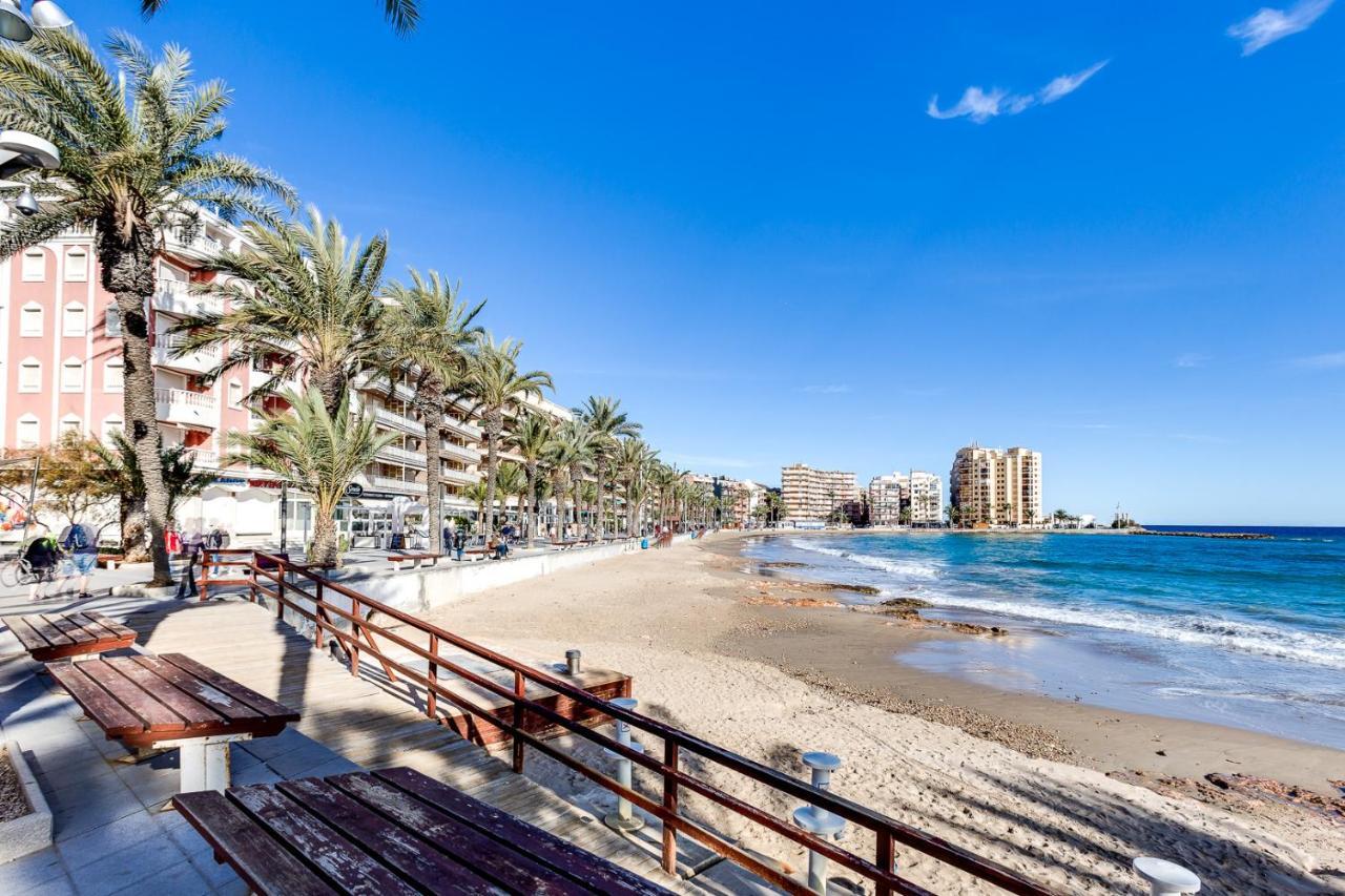 Apartment Studio Playa Del Cura Torrevieja Eksteriør billede